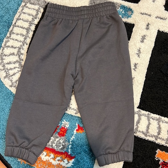 Calabasas Reflective Joggers size 6-12 months - Picture 4 of 4